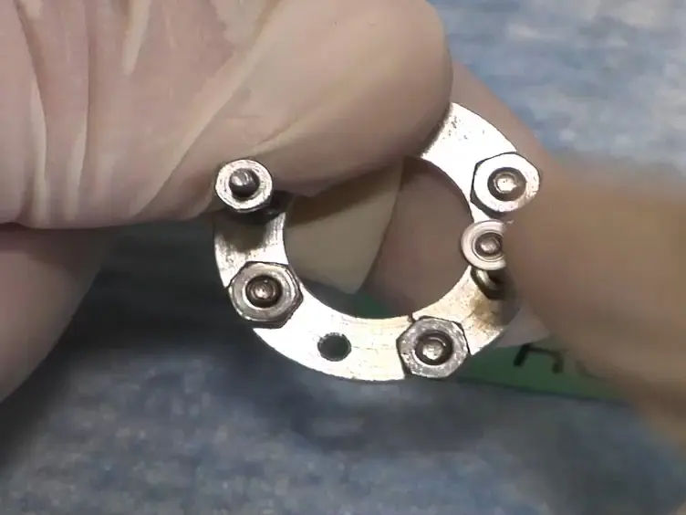 Creating Rigidly Stabilized Fractures for Assessing Intramembranous Ossification, Distraction Osteogenesis, or Healing of Critical Sized Defects