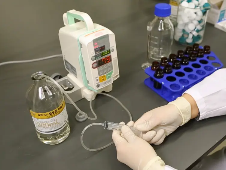 Evaluation of Drug Sorption to PVC- and Non-PVC-based Tubes in Administration Sets Using a Pump