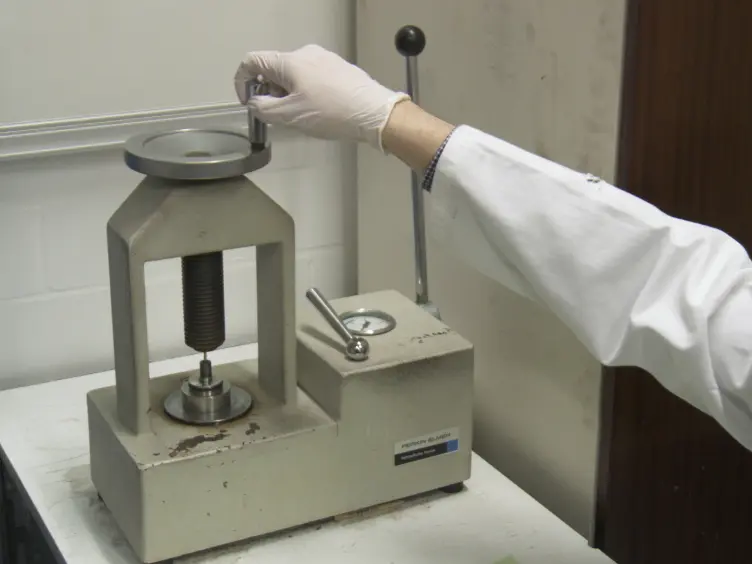 Simple Methods for the Preparation of Non-noble Metal Bulk-electrodes for Electrocatalytic Applications