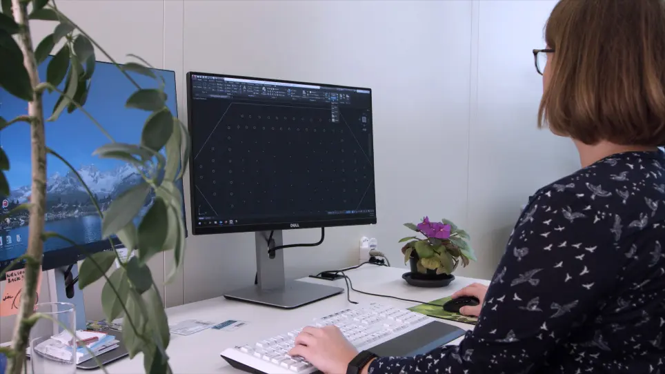 Generating Controlled, Dynamic Chemical Landscapes to Study Microbial Behavior