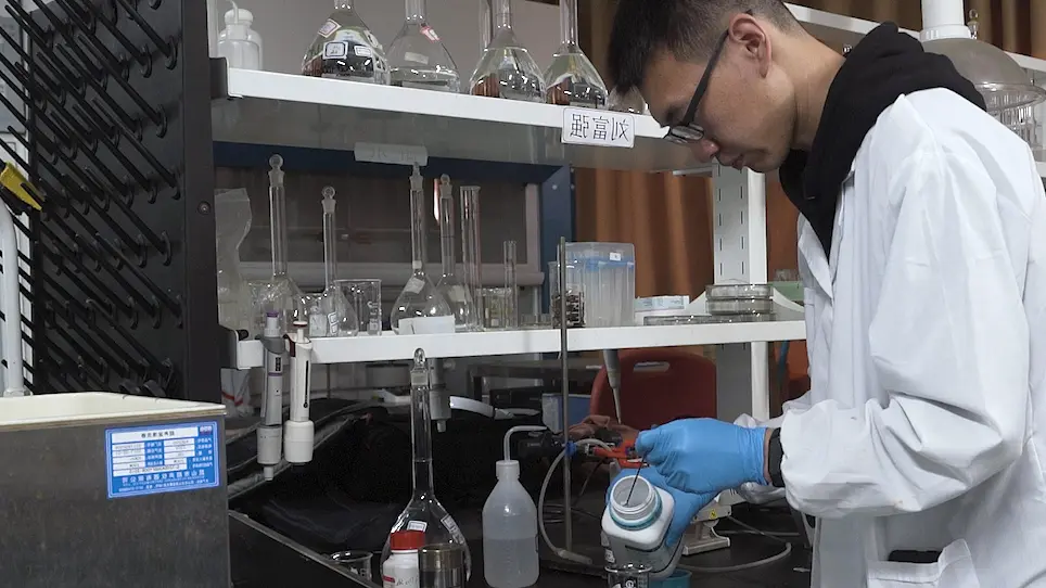 A Dual-Functional Electroactive Filter Towards Simultaneously Sb(III) Oxidation and Sequestration