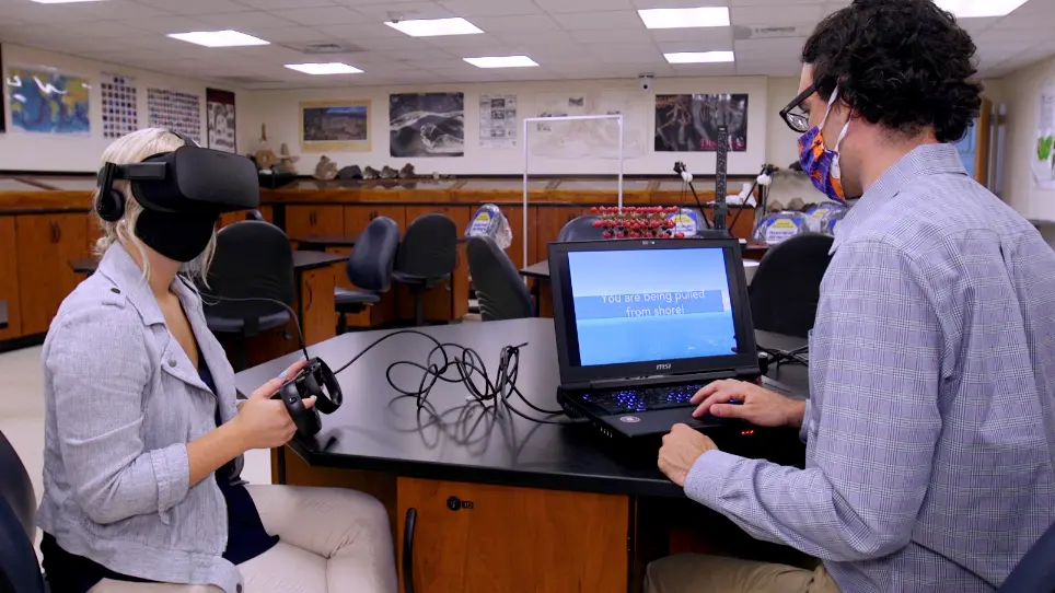 Developing a Virtual Reality Video Game to Simulate Rip Currents