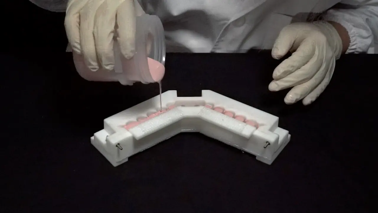 A Flexible Wearable Supernumerary Robotic Limb for Chronic Stroke Patients