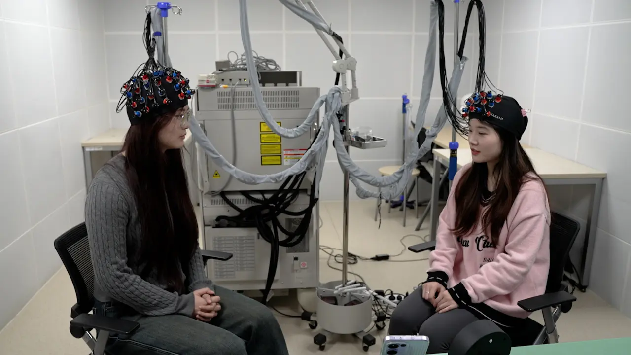 Functional Near-Infrared Spectroscopy Hyperscanning Study in Psychological Counseling